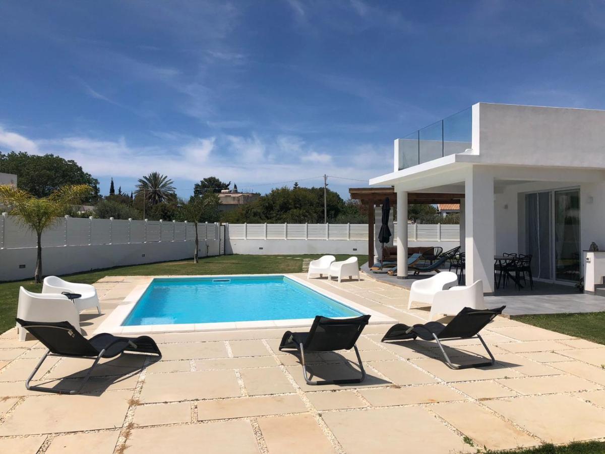 La Perla Bianca Villa Porto Palo Exterior photo