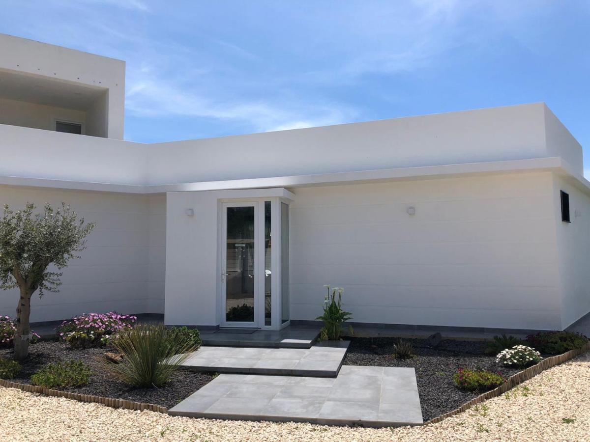 La Perla Bianca Villa Porto Palo Exterior photo